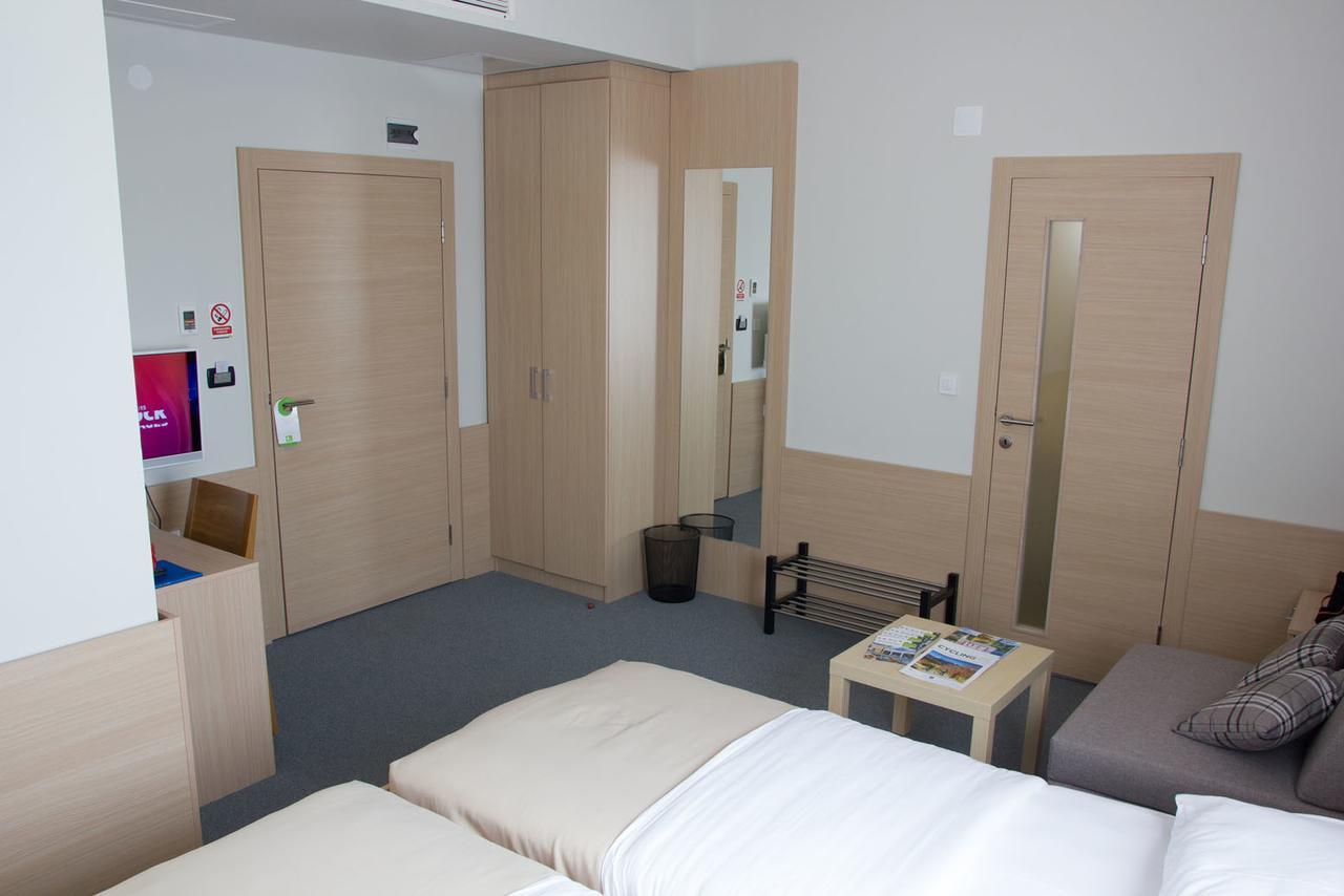 Hotel Lika Sjever Brinje Zewnętrze zdjęcie
