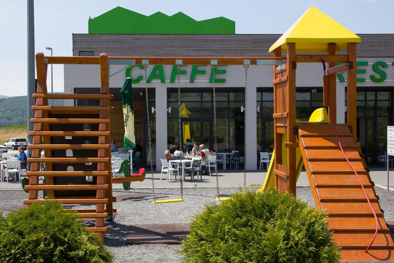 Hotel Lika Sjever Brinje Zewnętrze zdjęcie
